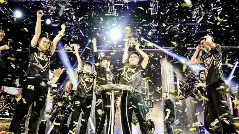 jinnianhui诚信至上如何体现在电竞新闻与平台服务中